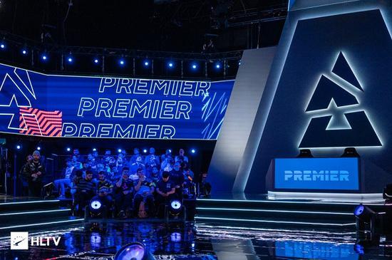 BLG在英雄联盟S15总决赛瑞士轮中以2:0战胜VKS